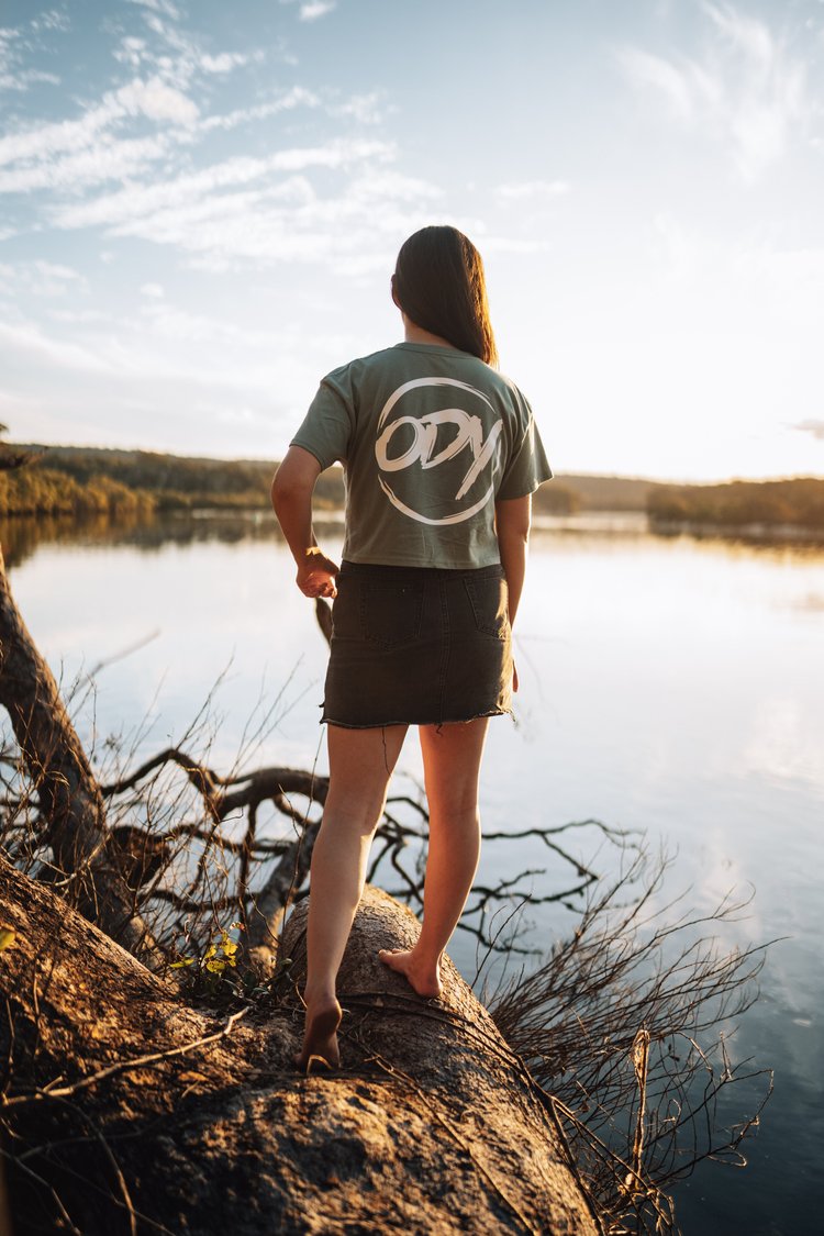 The Classic Crop Tee – Timeless, Effortless, Legendary